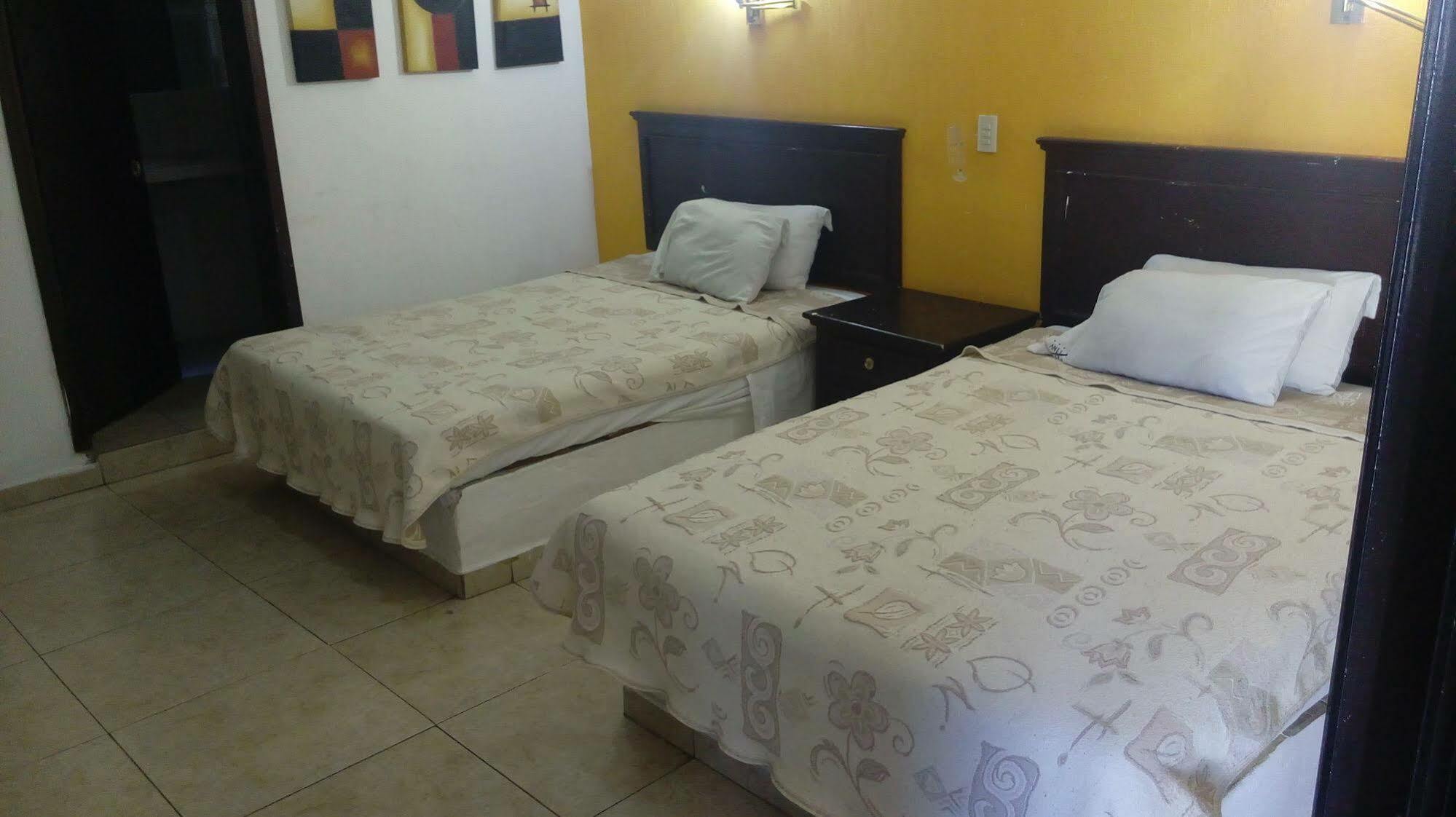 Hotel Nuevo Vallarta 사포판 외부 사진